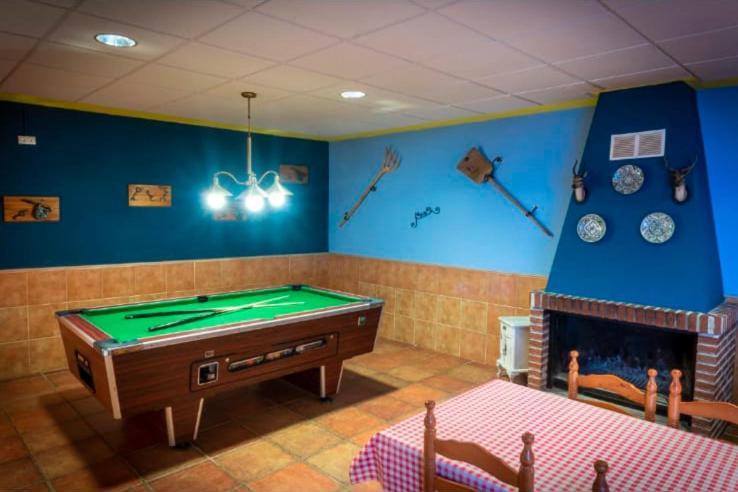 Odon Casa Rural Adela מראה חיצוני תמונה