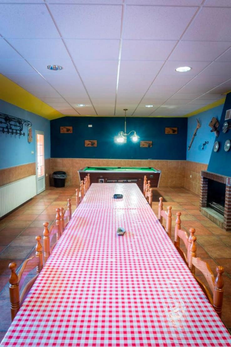 Odon Casa Rural Adela מראה חיצוני תמונה